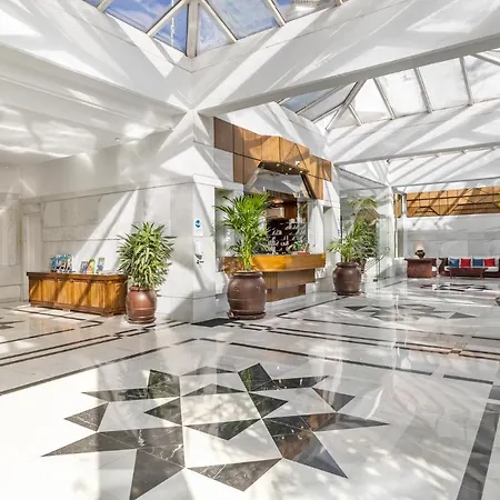 Precioso En Gaviotas ماربيا